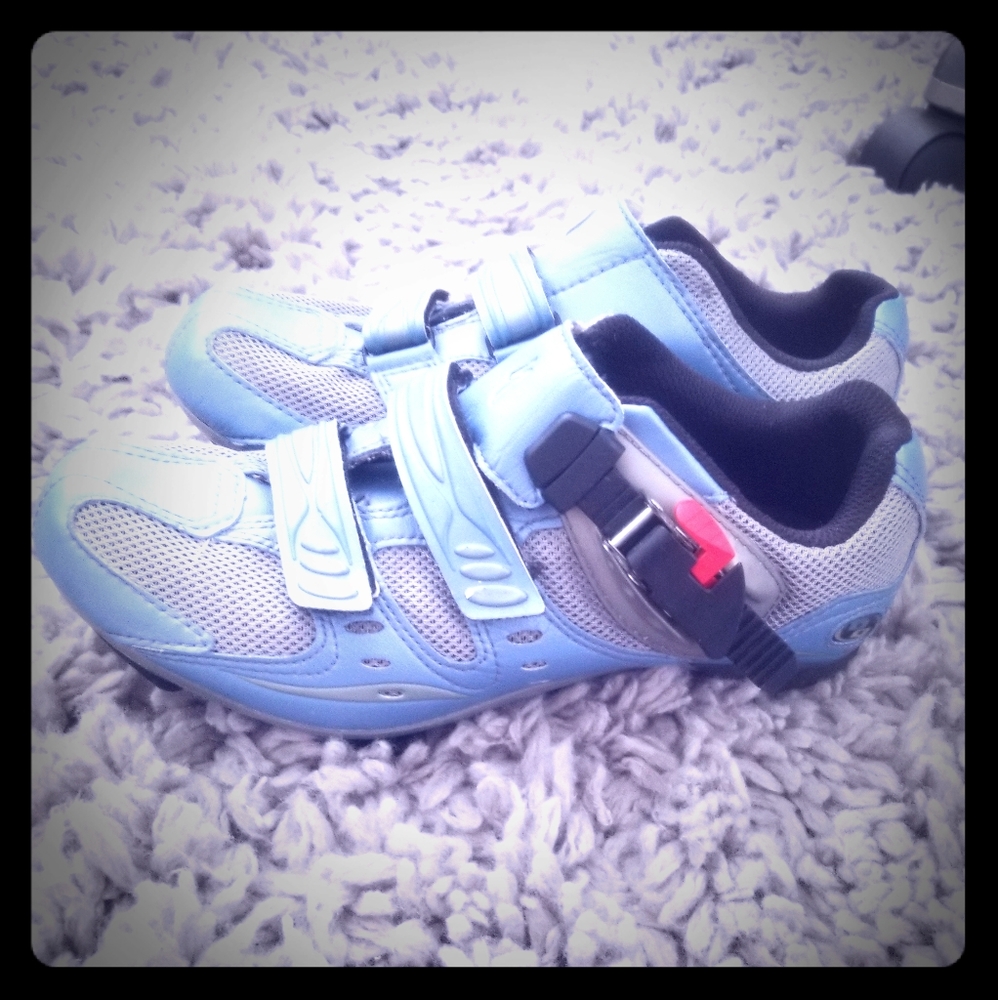 spin/ cycling shoes , size 39